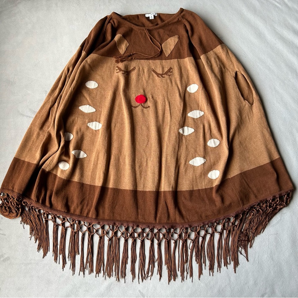 Ardene ~ Rudolph Poncho with Fringe ~ Women’s Size Mefium